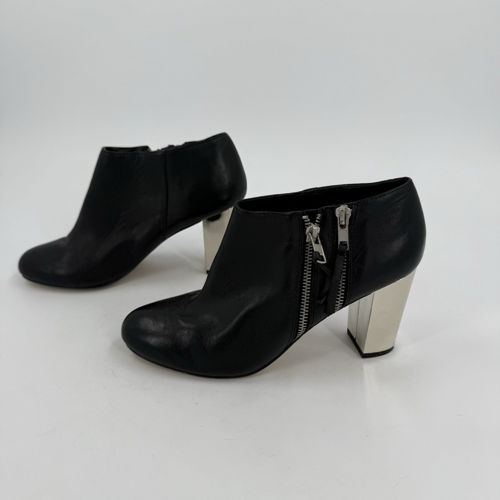 Dolce Vita Women's 8 Black Leather Ankle Booties Double Zip Silver Heel